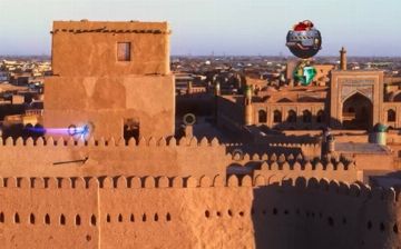 Американец в Хиве снял видео-паркур с Соником 