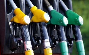 Узбекистан временно прекращает экспорт бензина и дизеля