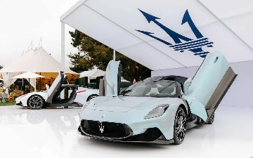 В Америке показали родстер Maserati MC20 Cielo