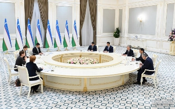 Шавкат Мирзиёев встретился с президентом ЕБРР