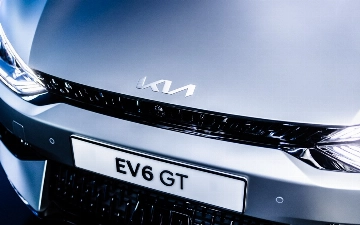 Логотип Kia вводит поклонников бренда в заблуждение