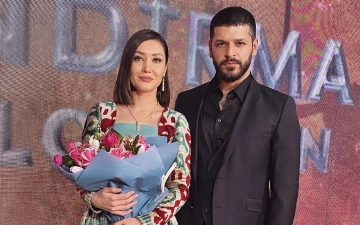 Пользователи раскритиковали Юлдуз Раджабову за отношения с иностранцем