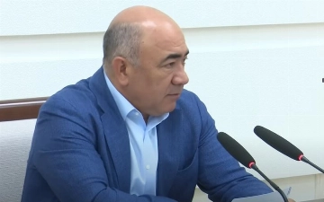 «Это не стройплощадка, а какой-то обезьянник». Хоким Ташобласти заявил о коррупции при продаже домов в Чирчике (видео)