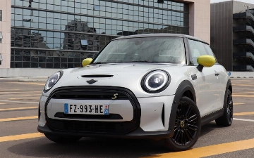 MINI Cooper заметили на тестовых испытаниях в кузове купе и кабриолет