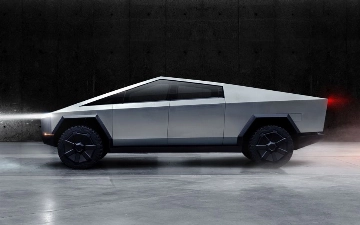 Tesla Cybertruck получил дополнительный багажник под грузовой платформой