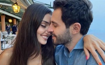 Турецкая актриса Ханде Эрчел выходит замуж за миллиардера