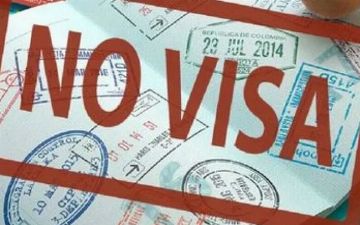 Евросоюз на фоне миграционного кризиса приостановил упрощенную выдачу виз представителям власти Беларуси