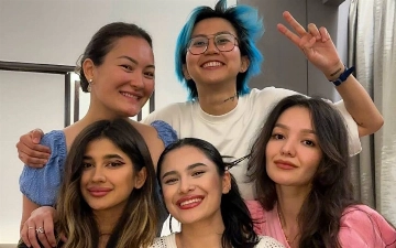 Хуснора Шодиева возвращается домой из блогерского тура в Малайзию