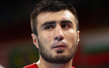 Отменен бой боксера Баходира Жалолова в США
