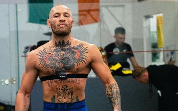 Макгрегор объяснил, что означает его странная татуировка и почему он ее сделал