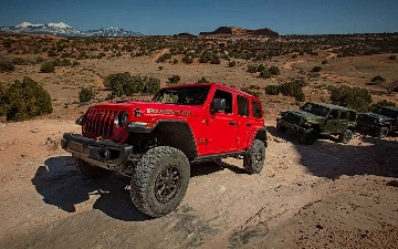 Jeep попрощается с Wrangler Rubicon 392