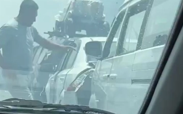 Под Ташкентом произошло массовое ДТП из-за густого дыма (видео)