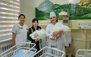 В Ташобласти врачи успешно разделили сиамских близнецов