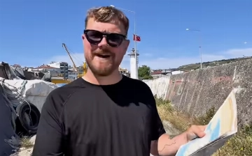 Британский путешественник преодолел пешком почти 13 тысяч километров и добрался до Узбекистана