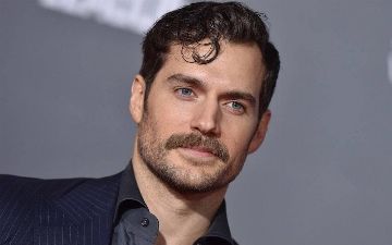 Генри Кавилл сыграет профессора, который пытается найти идеальную жену