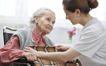 Продолжительность жизни в США сократилась на полтора года