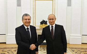 Президент поздравил Владимира Путина с днём рождения 