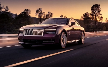 Электрический Rolls-Royce Spectre получил версию Black Badge на 650 лошадей