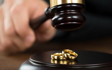 По сравнению с прошлым годом количество разводов в Узбекистане увеличилось более чем на 10 тысяч - статистика