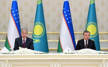 Токаев заранее поздравил Шавката Мирзиёева с переизбранием на пост президента Узбекистана 