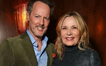 Ким Кэттролл в четвертый раз вышла замуж