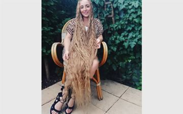 Женщина с волосами до пяток рассказала, о чем чаще всего ее просят мужчины