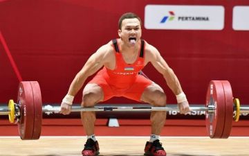 Узбекский тяжелоатлет Адхамжон Эргашев успешно выступил со второй попытки