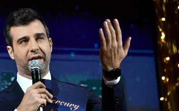 Ургант решил возобновить свою музыкальную карьеру