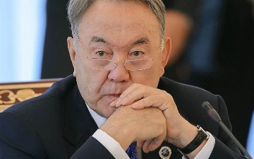 Парламент Казахстана лишил Назарбаева титула елбасы