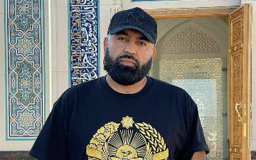 «Зато показывают полуголые тела девушек»: San Jay недоволен тем, что в фильме замазали лицо актера с бородой - видео