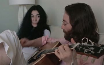В YouTube Джона Леннона опубликовали ранее неизвестную запись, где музыкант исполняет песню «Give Peace A Chance»