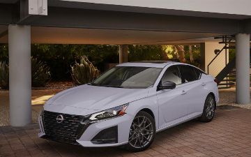 Nissan показал обновленный седан Altima 2023 модельного года