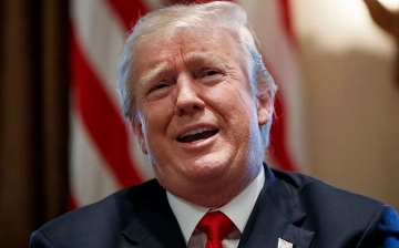 Трампу предъявили 37 уголовных обвинений 