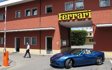 Ferrari отказывается от оснащения своих машин автопилотом