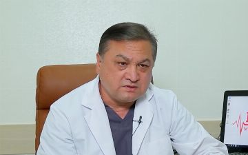 Узбекский эндоуролог рассказал о скором использовании робота-хирурга DaVinchi в стране 