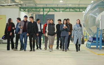 Агробанк провел пресс-тур на тему экономической эффективности, современном производстве и огромных мощностях