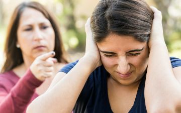 5 книг, которые расскажут, как себя вести с токсичными родителями