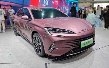 BYD презентовал гибридный Destroyer 07