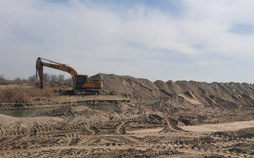 В Сурхандарье предприятие незаконно добывало песок у русла реки: ущерб составил более 4 млрд сумов