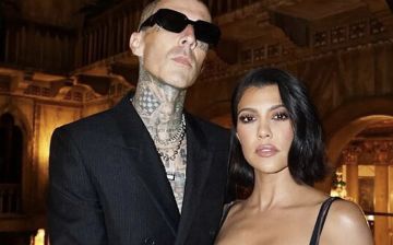 Посмотрите на первые фотографии со свадьбы Кортни Кардашьян и Трэвиса Баркера