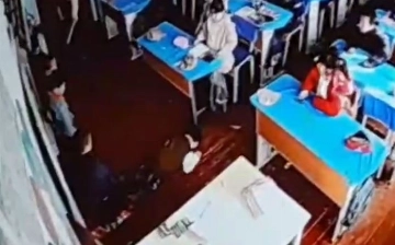 В Джизаке школьник потерял сознание после выговора преподавателя