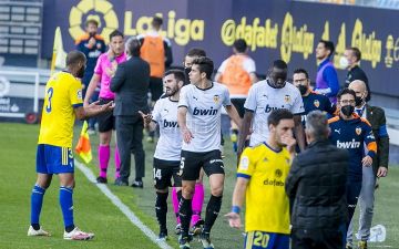 Оскорбления на почве расизма приостановили игру чемпионата Испании по футболу