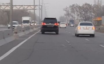 Расул Кушербаев сообщил о дорогих авто на дорогах Ташобласти, которые передвигаются без номеров