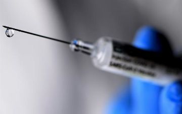 Что будет, если болеющий COVID-19 человек вакцинируется от коронавируса?