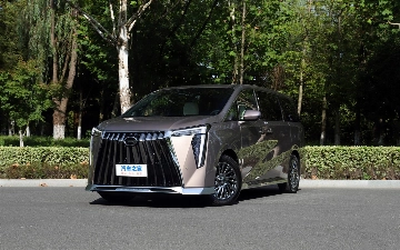 GAC начал продажи нового минивэна Trumpchi M8 Grandmaster