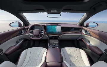 BYD показал салон нового Seal