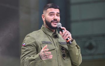 «Вполне счастливый»: зарубежные издания о Тимати после отъезда Кати Сафаровой