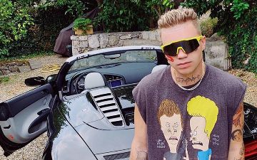 Пользователи обвинили Элджея в плагиате образа певца The Weeknd в его новом клипе - видео