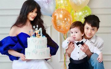 Зарина Низомуддинова опубликовала фото с младенчества ее сына СаидУмара 