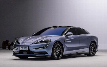 BYD презентовал новейший YangWang U7